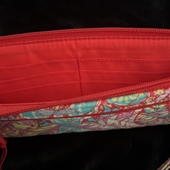 Vera bradley wristlet - Picture 2 of 3